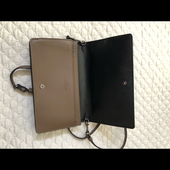 Coach Cross Body Wallet Purse - Picture 5 of 8